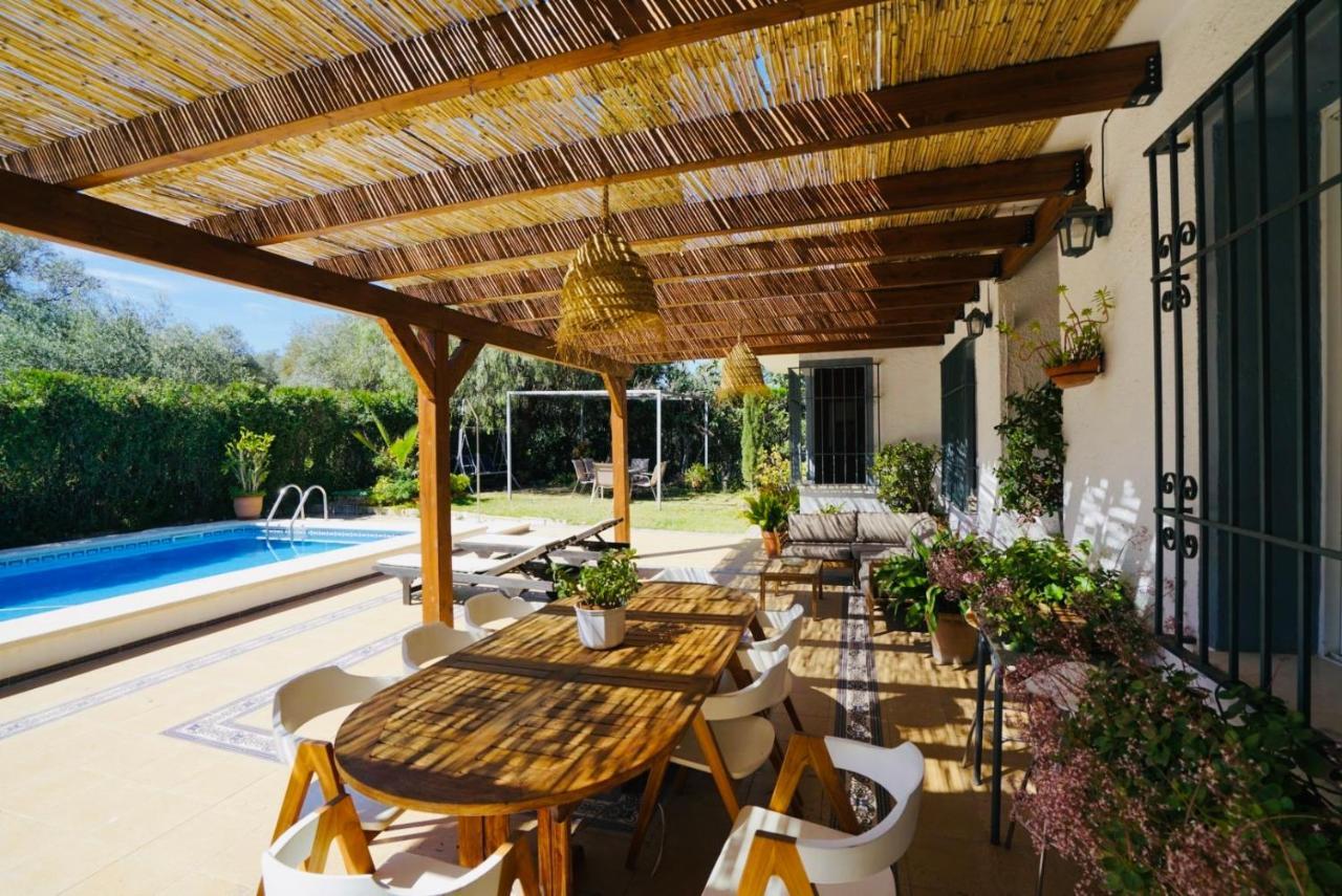Villa Ferrer Sevilla Gines Bagian luar foto